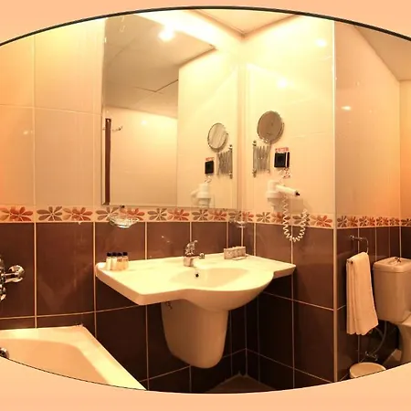 Vista Hill 4*