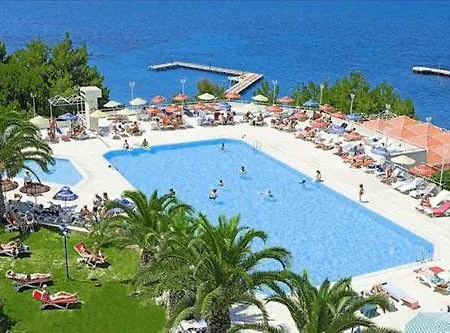 Vista Hill 4*