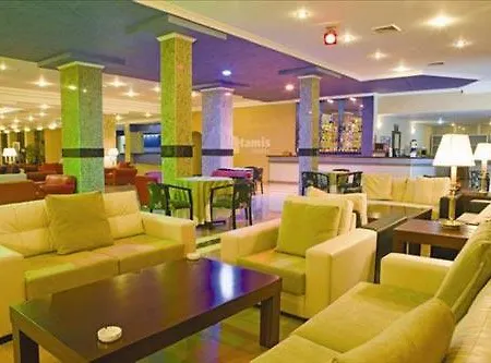 Vista Hill 4*